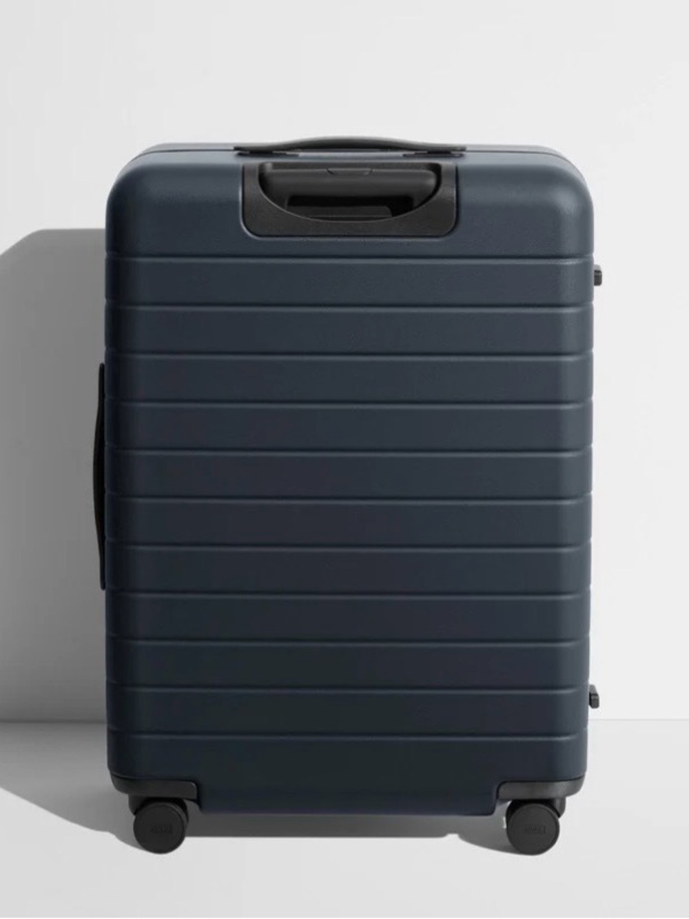 Brand New Away Travel The Medium Flex Check Bag in Navy Blue - Picture 2 of 10